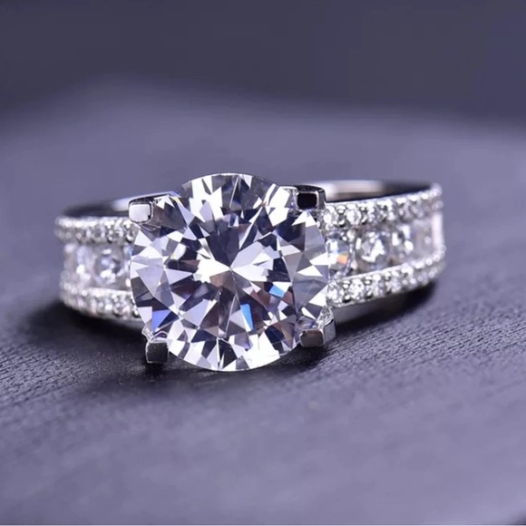 5CT Certified Lab Grown Diamond Round Cut Cow Head Wedding Ring Size 7 - Picture 1 of 6